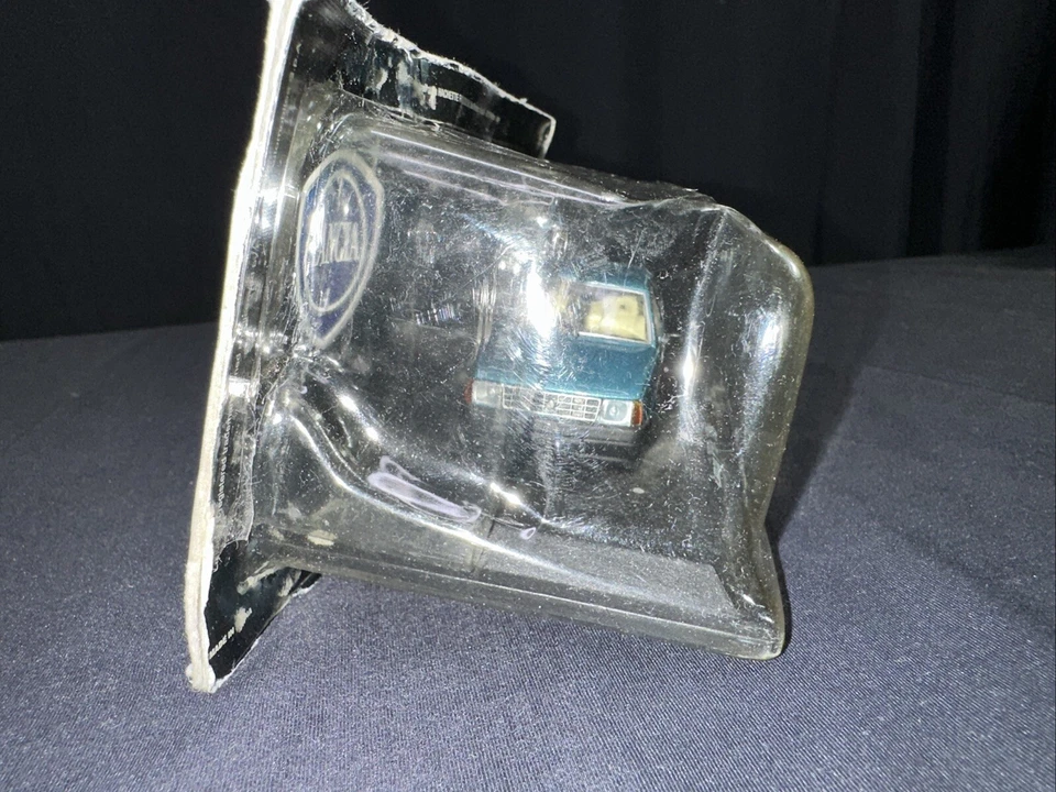 ЛИТАЯ МОДЕЛЬ АВТОМОБИЛЯ LANCIA Y10 1985 STARLINE МАСШТАБ 1:43 СИНИЙ МЕТАЛЛИК - Изображение 3 из 4