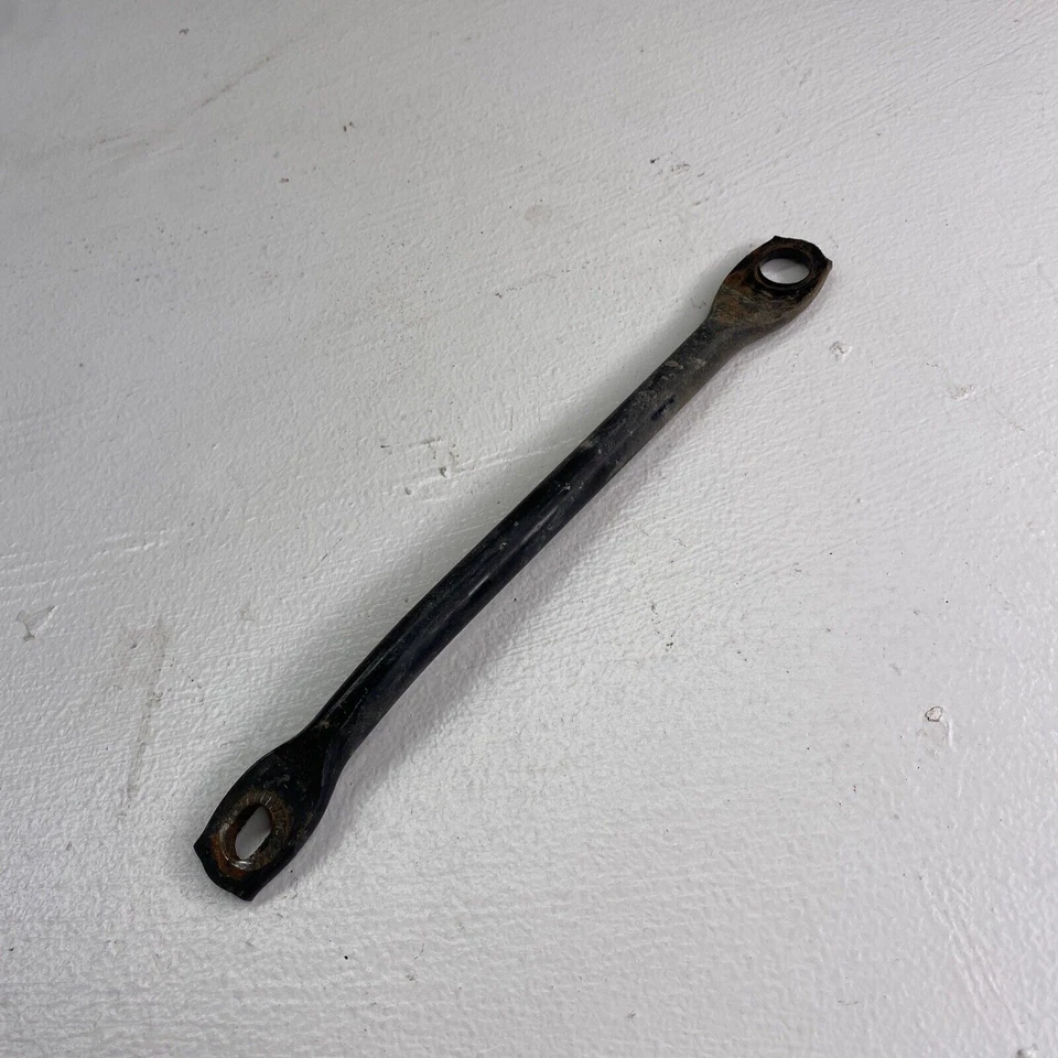 Chrysler 300 2007 barra de sujeción de montaje de varilla de medición de aceite de motor de 3,5 L OEM Foto 2 de 2