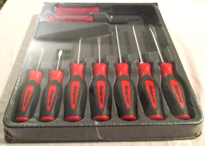 NEW Snap-on™ 9pc Red Screwdriver Striking Prybar & Chisel Set
