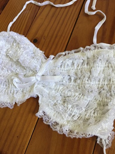 Lucky 13 Rüschen Panty BH Set weiß Spitze Lolita Pin Up Burlesque - Bild 2 von 4