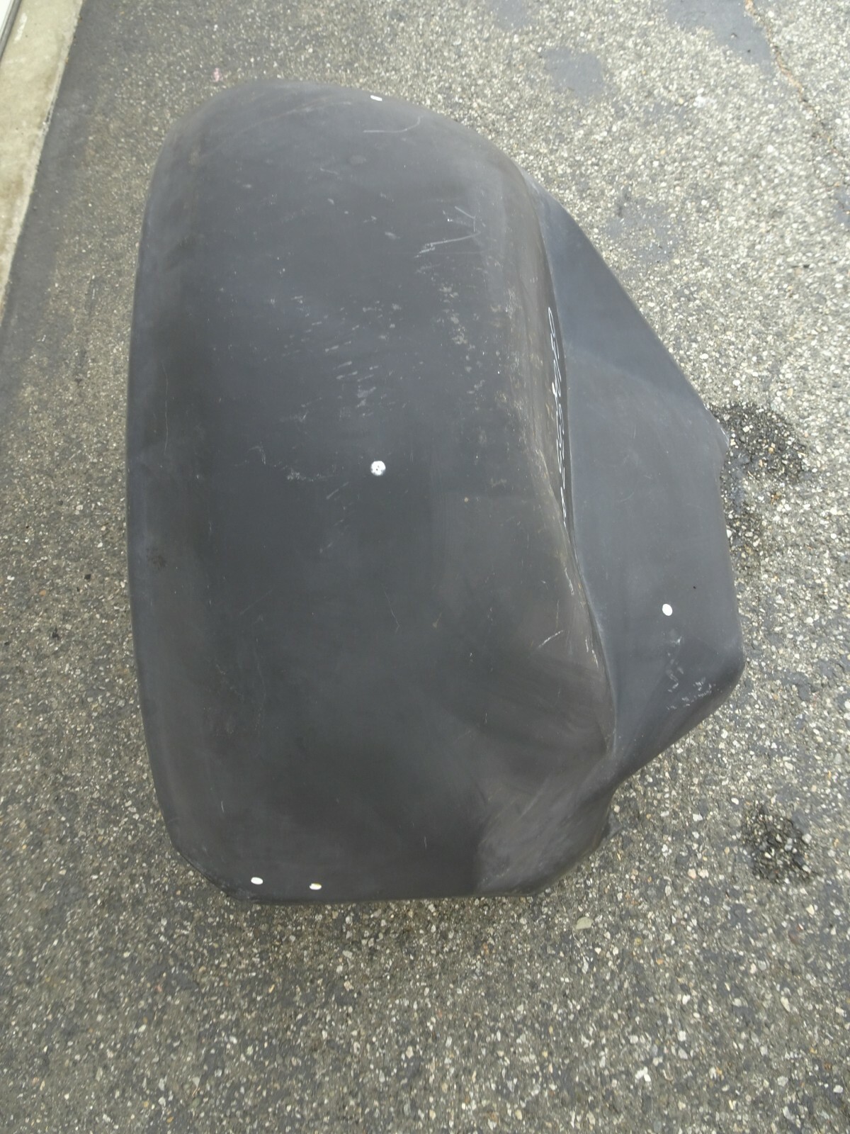 FERRARI 512 BBI FRONT LEFT  FENDER INNER  LINER OEM FERRARI PARTS 610 233 400