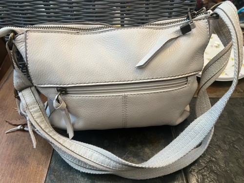 The Sak Pebbled Off White Shoulder Bag Zip Closure Adustable Strap