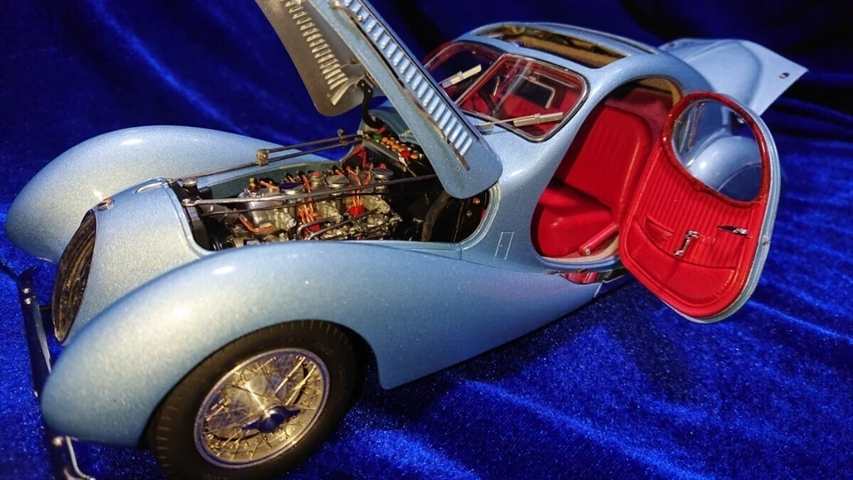 Talbot Lago T150C SS Teardrop Coupe 118 Figoni Falaschi Model Car USED With Box - Image 3 of 4