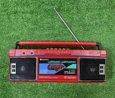 Vintage 1980s SAMPO Japanese Language Laboratory Radio Cassette Player LT-500