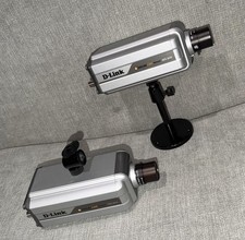 NEW D-Link DCS-3410 10/100 Fixed Day  Night Network Two Camera  s Only No Cords