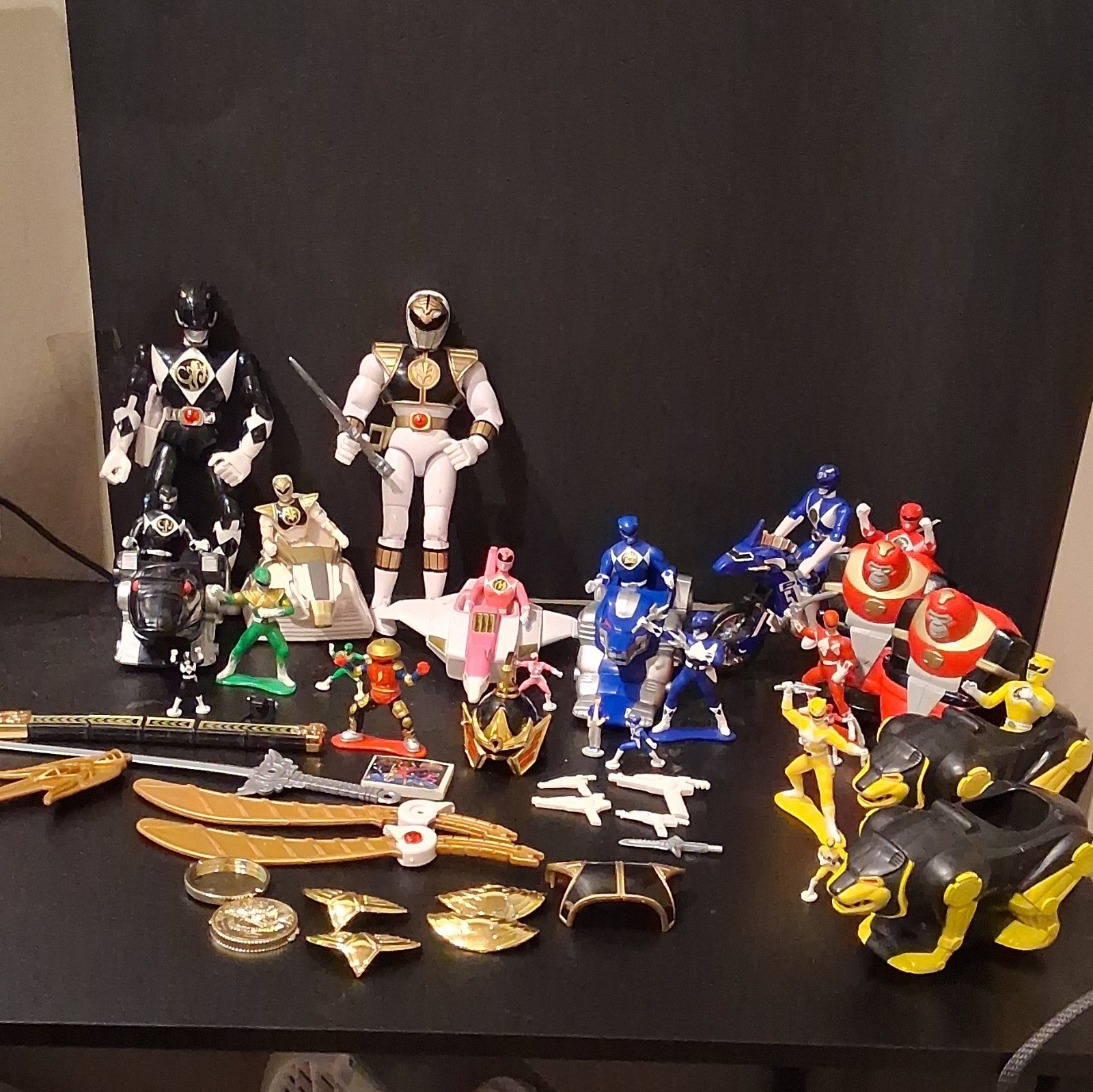 Power Rangers Mixed Lot Action Figures & Vehicles Accessories Toys Kids Children