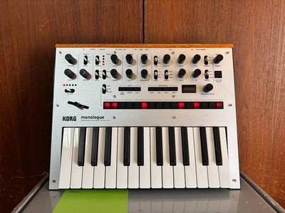 KORG MONOLOGUE-Silver monophonic analogue synthesizer w/ box
