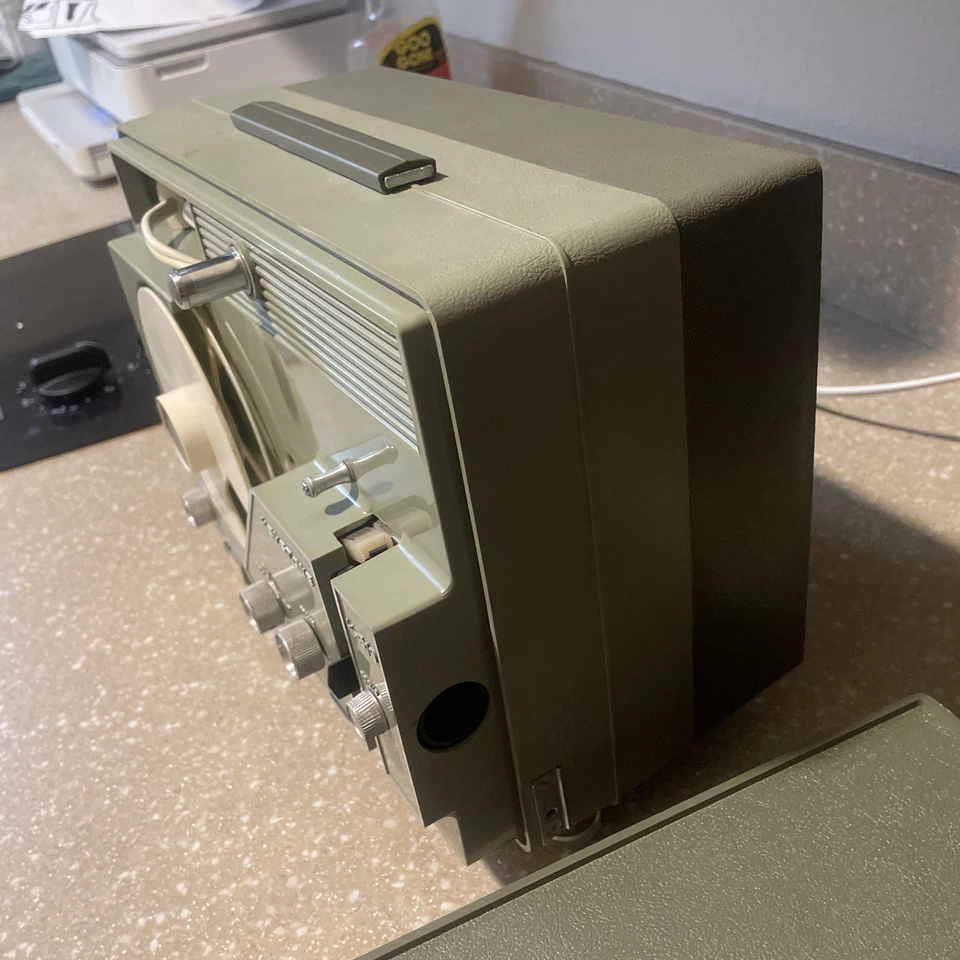 Projetor de filme Keystone K-519 Super 8 8mm. Funciona limpo e testado! - Imagem 3 de 4