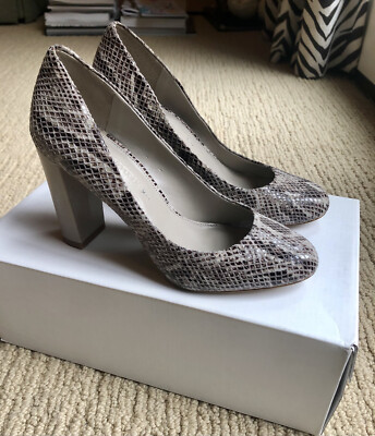 Banana Republic Leather Snakeskin Heels Women’s Size In Great  Shape!