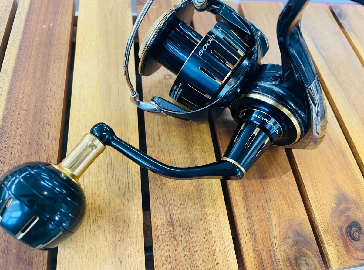 Daiwa 23 SALTIGA Spinning Reel Fishing Various Size New in