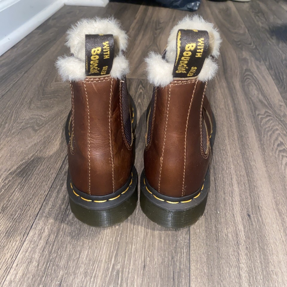 Dr. Martens LEONORE 2976 Women's Faux Fur Lined Brown Chelsea Boots