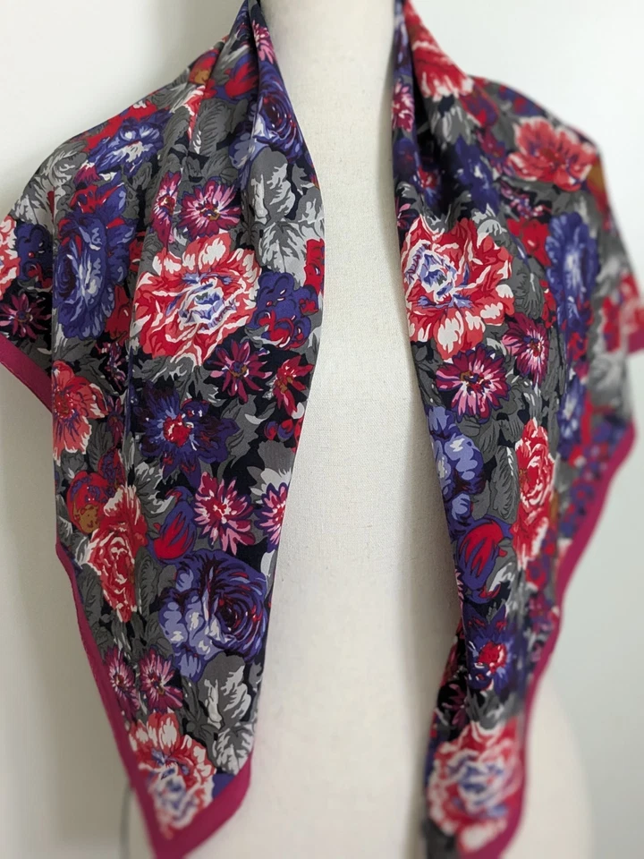 Bufanda vintage de gasa de seda floral multicolor Albert Nipon 33x34" Foto 4 de 4