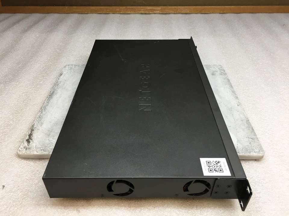 NetGear ProSafe 48-Port Gigabit Smart Network Switch GS748T w/ Rack Ears - Image 4 of 4