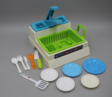 Vintage 1982 Fisher Price USA Kitchen Sink Water Pumping Faucet WORKING Dishes