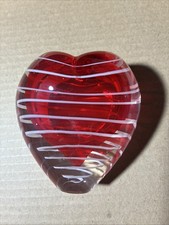 Art Glass Red White Swirled Heart Shaped Bud Vase 4"