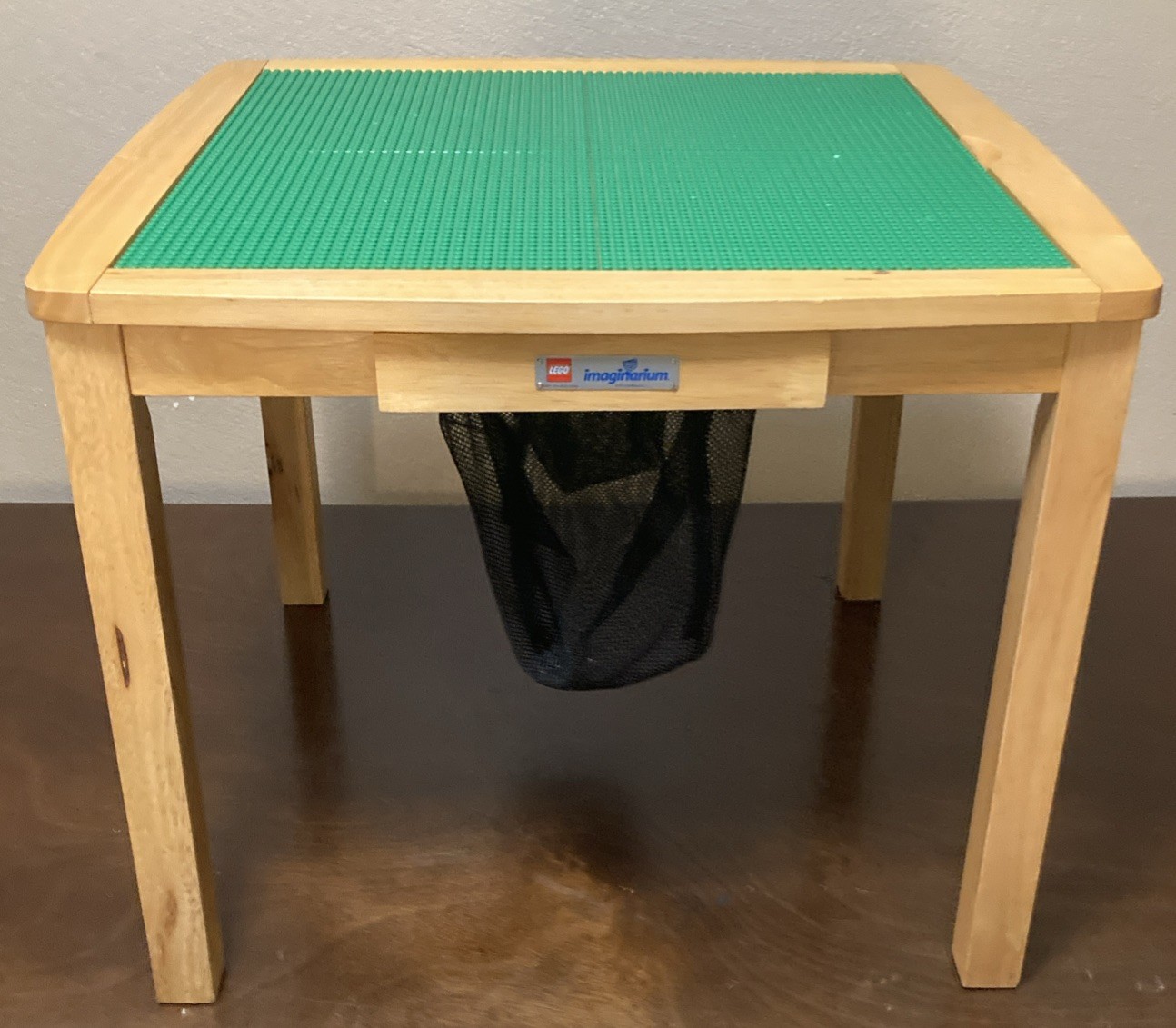 Lego Imaginarium Table Real Wood 24 x 24 Reversible Top w/2 