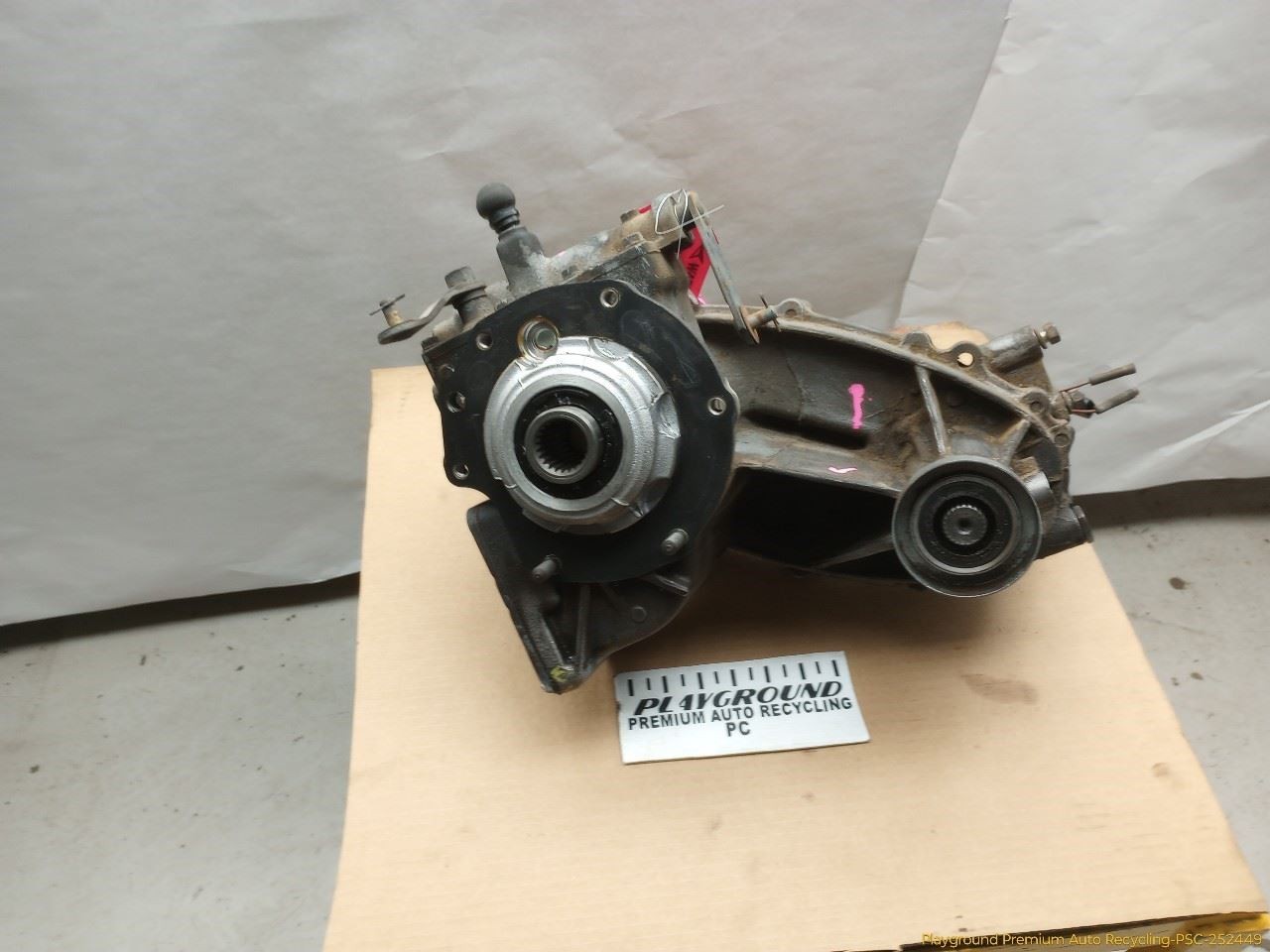 Mitsubishi Delica L300 Van Transfer Case 2.5L 4 Cylinder Fits 1986-1994 86 87 88