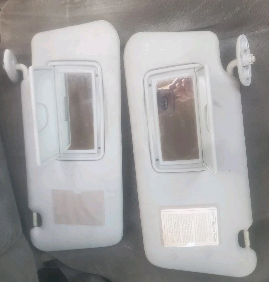 SUZUKI GRAND VITARA 2007 2008 2009 Sun Visor Gray 07 08 09 LEFT RIGHT PAIR SET - Image 2 of 3