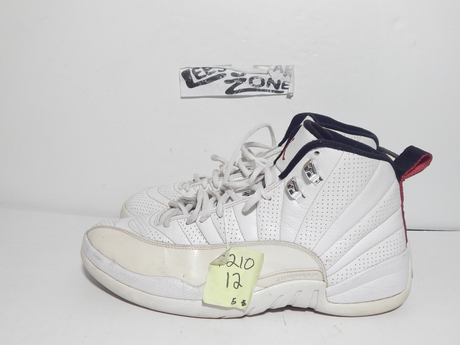 Nike Air Jordan 12 Retro XII White 2009 Rising Sun (130690-163) Size 12 Nike Air Jordan 12 Retro XII White 2009 Rising Sun (130690-163) Size 12