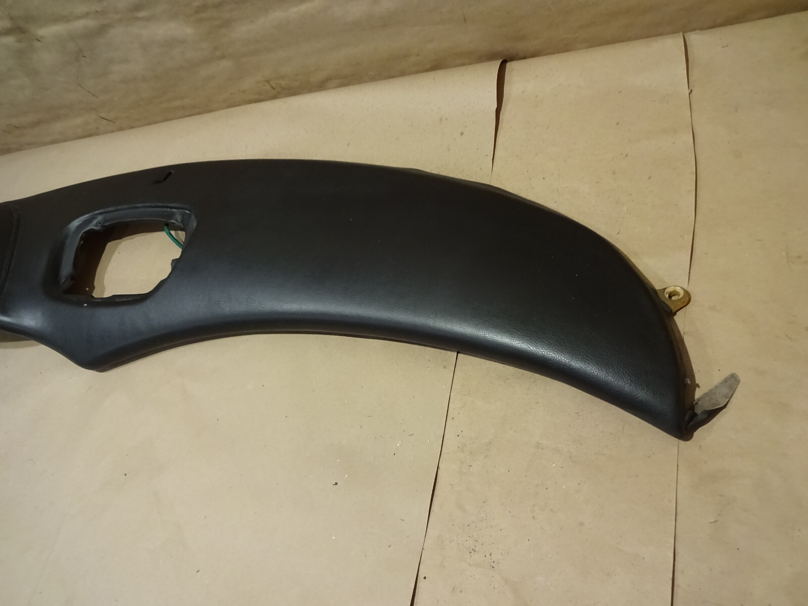 Maserati  4200 - Upper Dash Insert Panel- Black - P/N 67698500