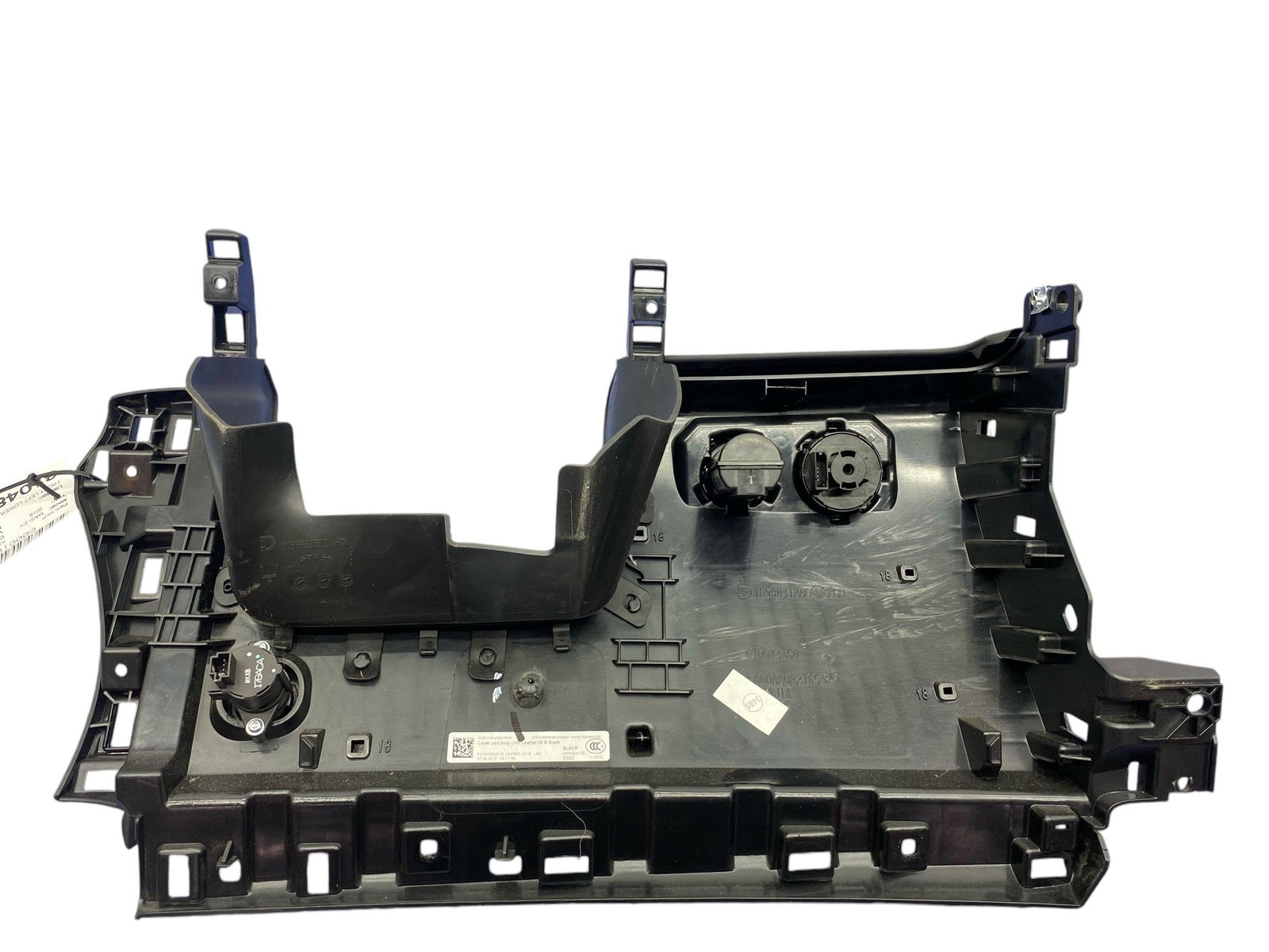2017 - 2024 MASERATI LEVANTE M161 OEM FRONT LEFT LOWER DASH KICK PANEL *SCUFF*