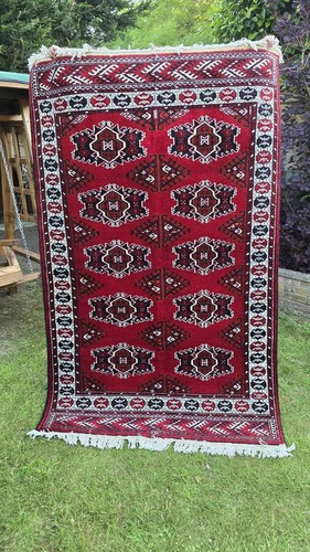 Turkoman Rug 135 CM X 210 CM Hand Woven Oriental Carpet Tribal Rug