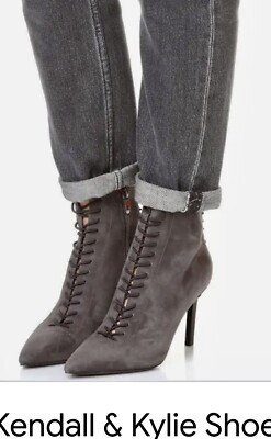 Hip K&K Ultra Suede Pointed Year Round  Grey high heeled Ankle Booties Sz 8 EUC