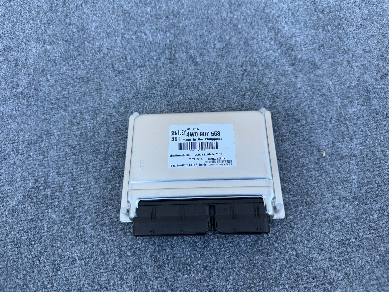 AIR SUSPENSION  CONTROL MODULE 4W0907553 BENTLEY FLYING SPUR OEM (2013-2018)