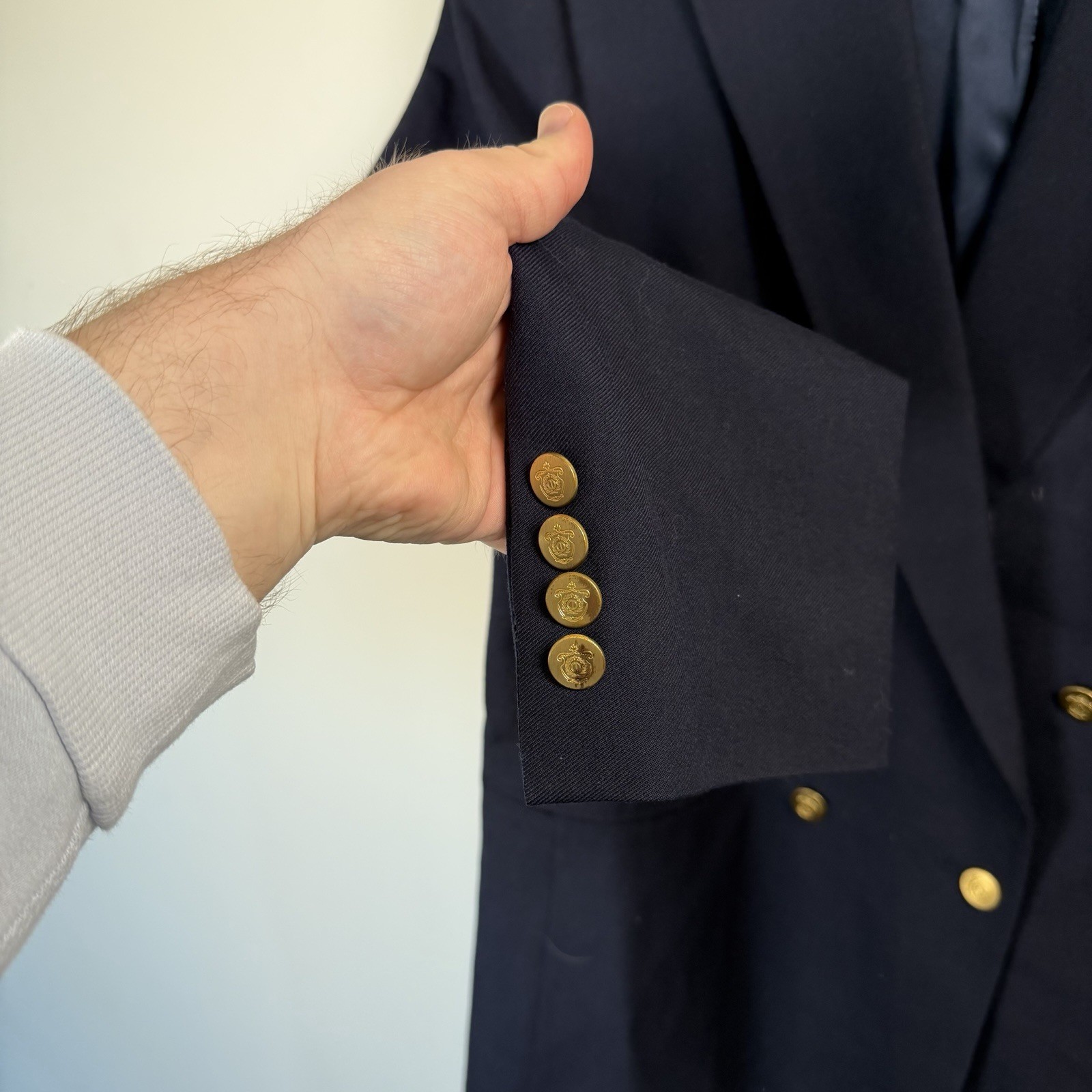 Vintage Christian Dior Monsieur 44R Navy Double Breasted Blazer Gold Buttons thumbnail 5
