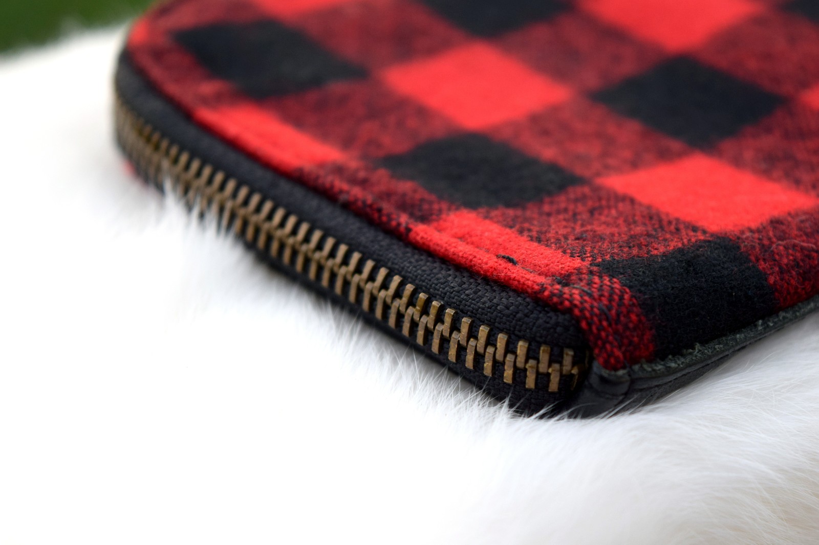 Red & Black Checkered Wool Pendleton Leather Wall… - image 6