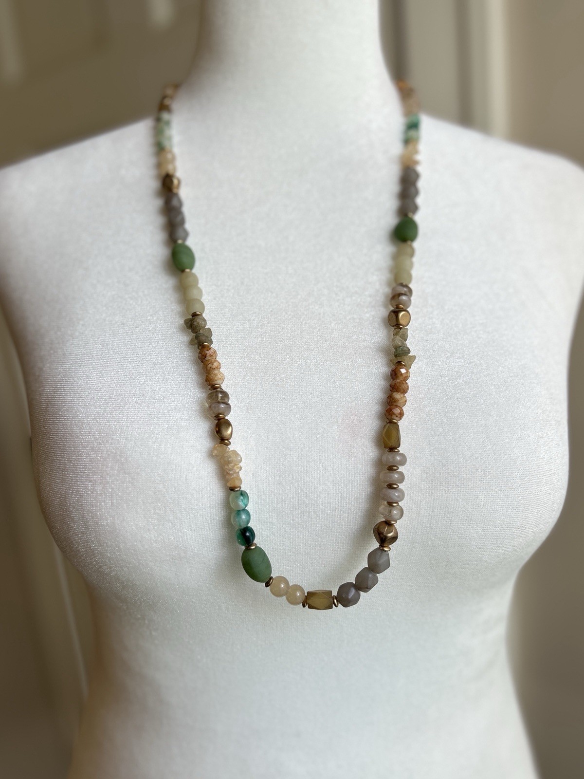 Ann Taylor Factory Long Beaded Necklace Green Neutral Gold Tone 32” + Extender