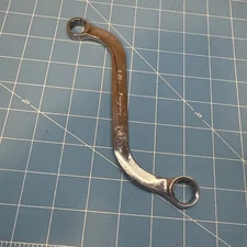 Snap-On SBX1820 12-Point S-Shaped Box End Wrench 9/16”  5/8” (used)