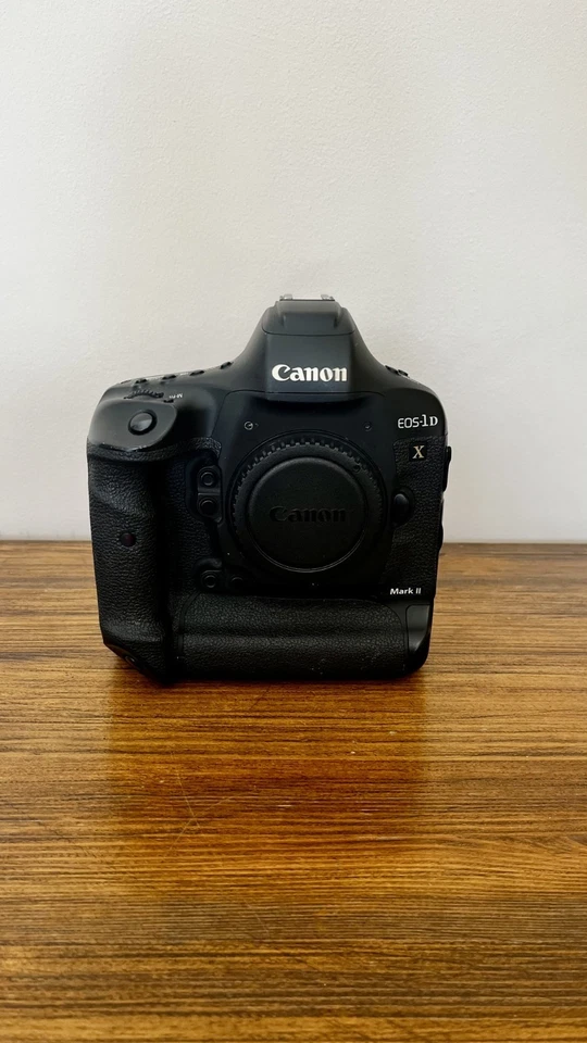 Canon EOS-1D X Mark II, photo 2 of 5