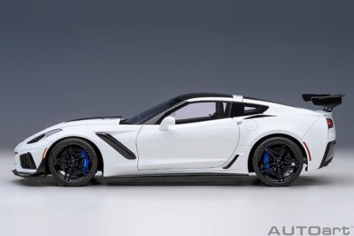 AUTOart CHEVROLET CORVETTE C7 ZR1 1/18 ARCTIC WHITE 71270 | eBay