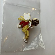 Vintage Rupert Bear Playing Football Enamel Pin Badge, Excellent Condition (rb15