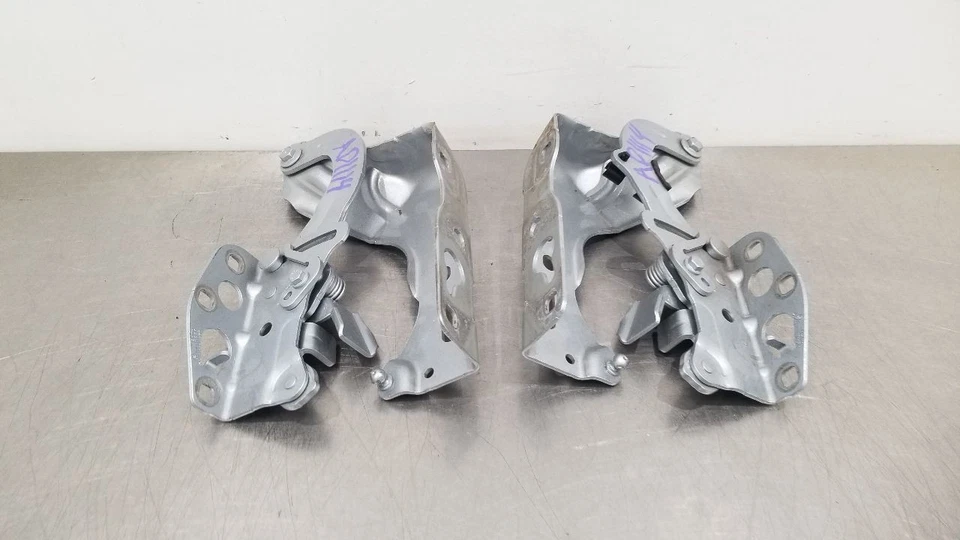 21 JUEGO DE BISAGRAS CAPÓ MERCEDES BENZ AMG GT43 X290 PAR Foto 2 de 4