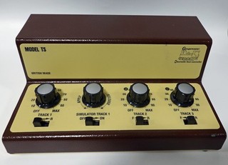 GAUGEMASTER GMC TS Three Track Cased Controller with Simulation on one Track.