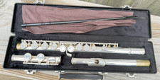 Gemeinhardt Artisan 2SP-A Silver Plated Closed Hole Flute with Case