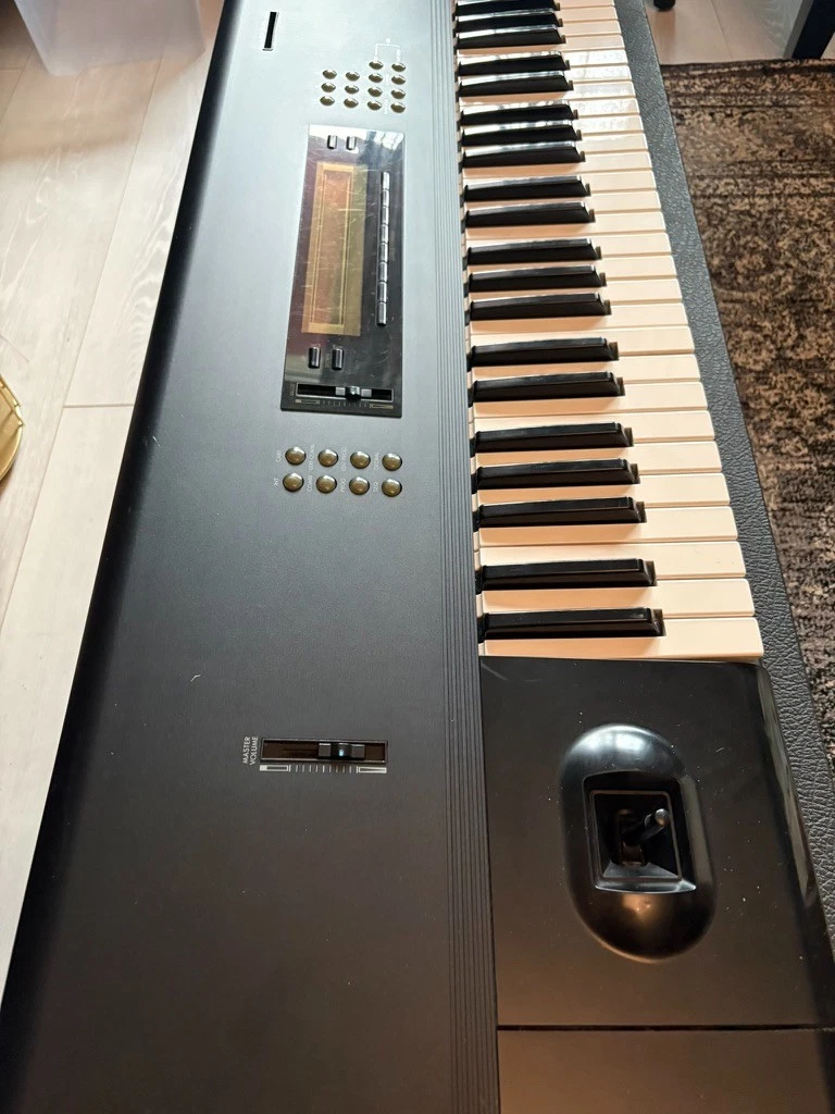 KORG コルグ M1 シンセサイザー 通電確認済み ジャンク Korg M1 for sale - eBay