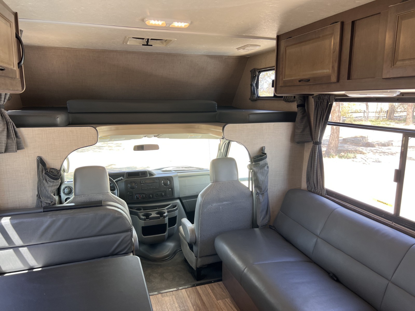 2019 Thor 28A Motor Coach (class C)