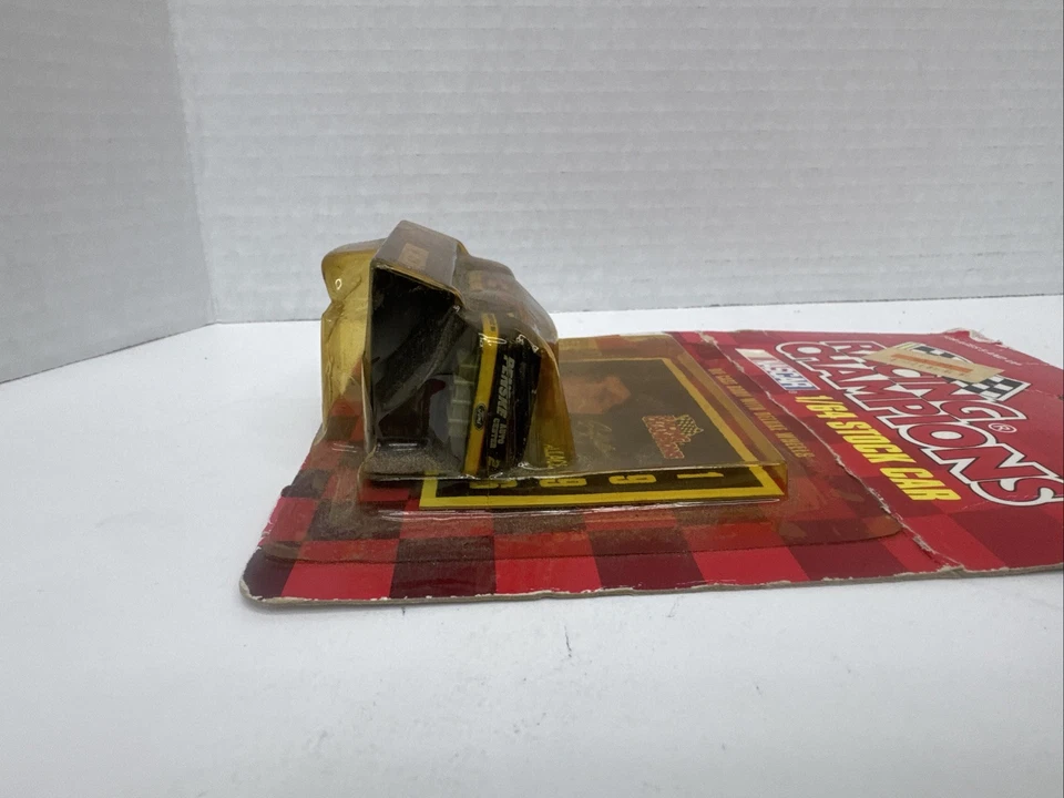 Vintage Racing Champions Rusty Wallace #2 Nascar 1996 Edition 1/64 Stock Car - Image 3 of 4
