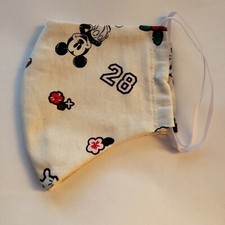 Handmade face mask with filter pocket
