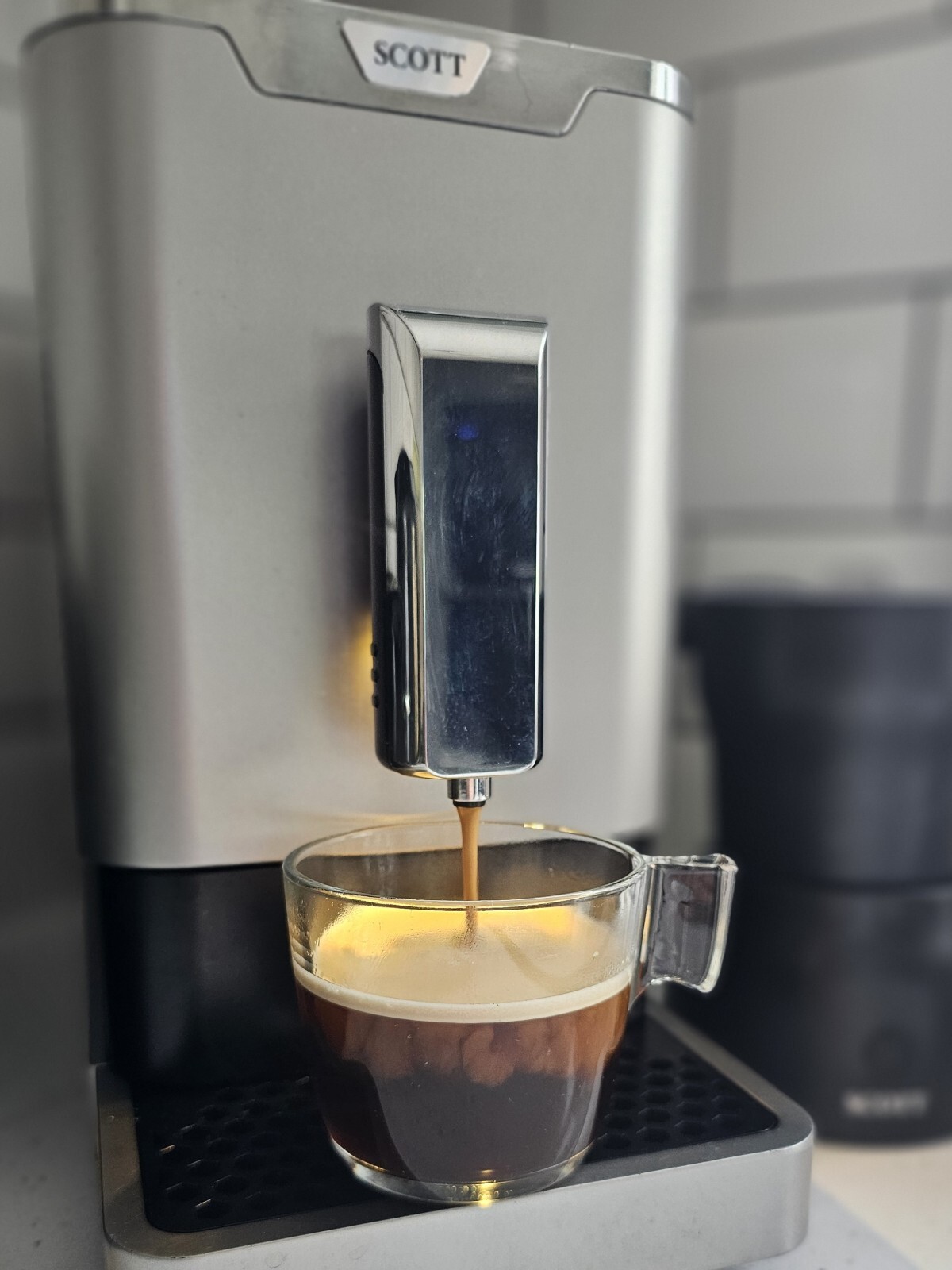 Scott Slimissimo Bean To Cup Coffee Machine, 4 In 1 Milk Frother