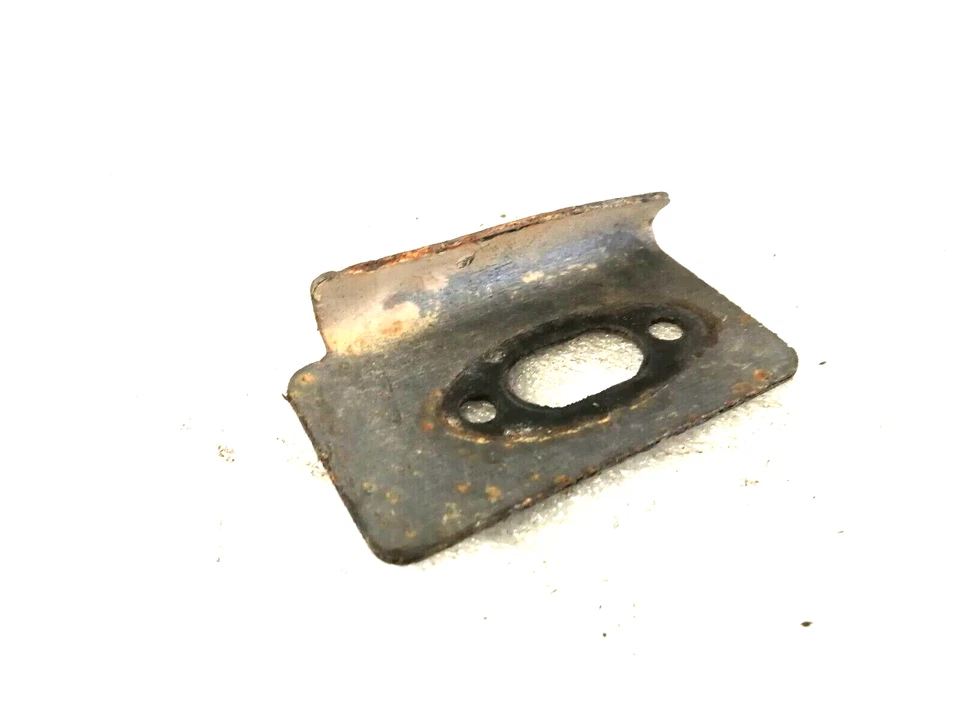 TANAKA KBC 035 BRUSHCUTTER GASKET USED ORIGINAL - Image 2 of 2