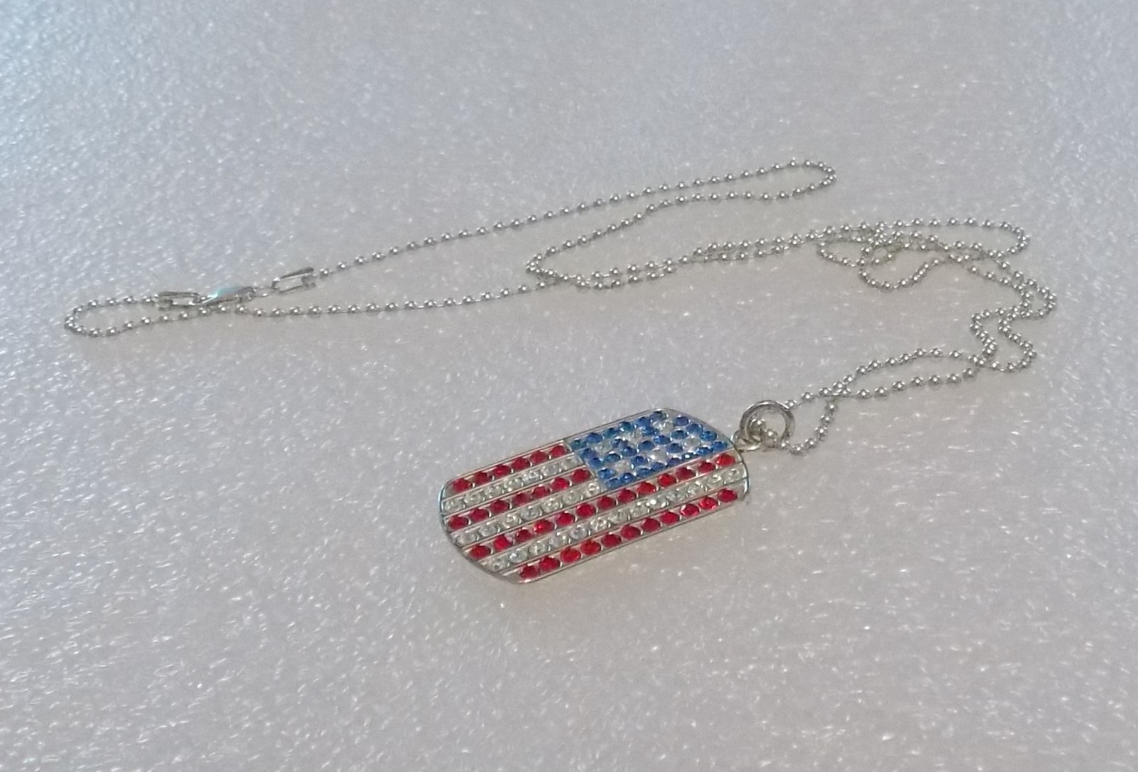 Millefiore Glas - Grün Cabochon - Sterling Silber Medaillon - 149,99 EUR