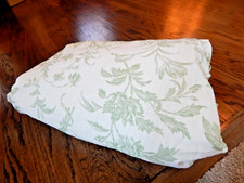 Queen LAURA ASHLEY Green Floral Duvet Cover 