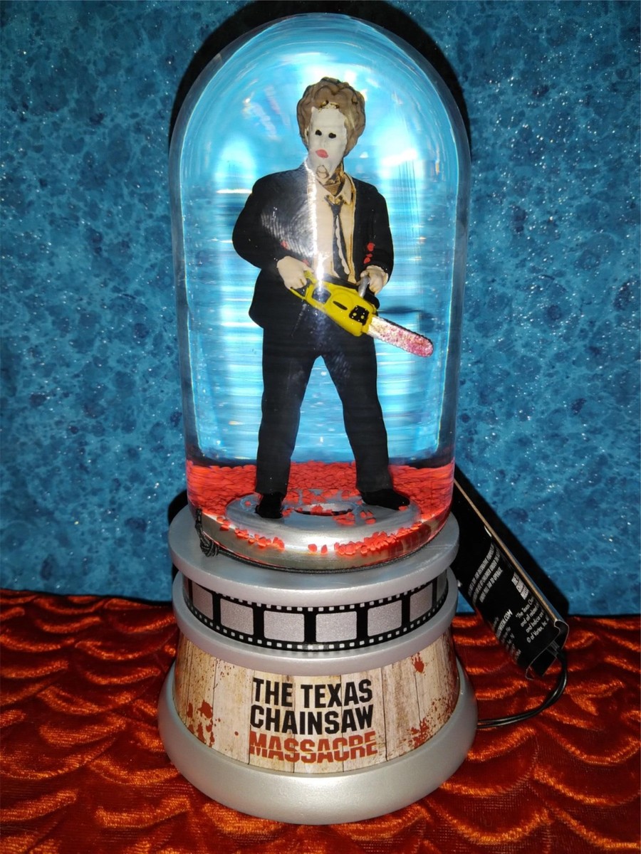 BLOODY LEATHERFACE LIGHTED SNOWGLOBE WATERGLOBE - HALLOWEEN HORROR
