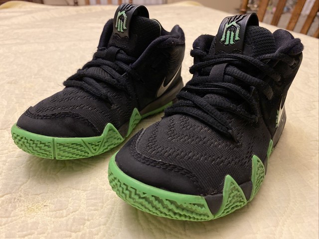 kyrie 4 c