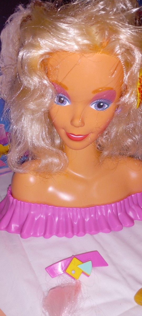 BARBIE Styling Head COLOR CHANGE Playset w MAKE-UP APPEARS Like