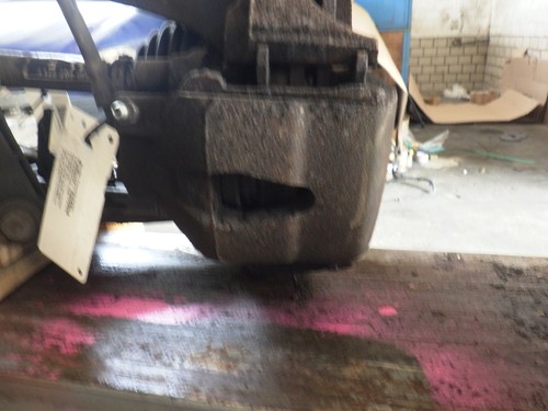 Bremssattel vorne links VW Golf IV (1J) 1.4 55kW 75PS  AKQ